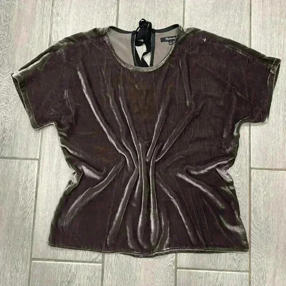 Madewell Tops - Madewell Velvet top size Small
